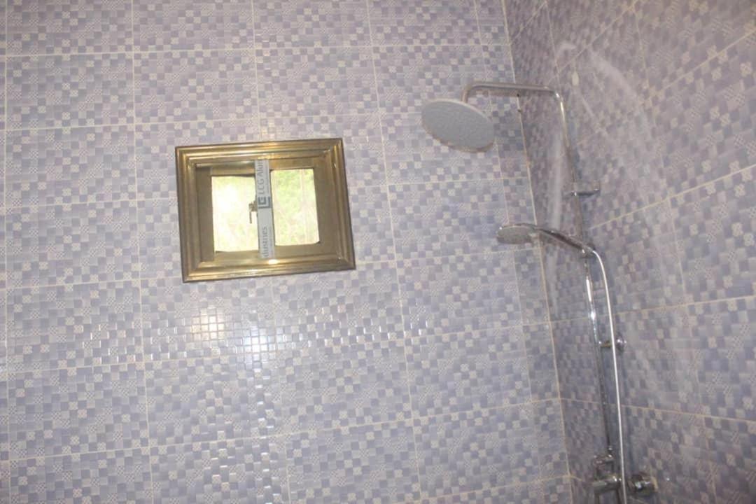 Debora Guest House Freetown Exterior photo